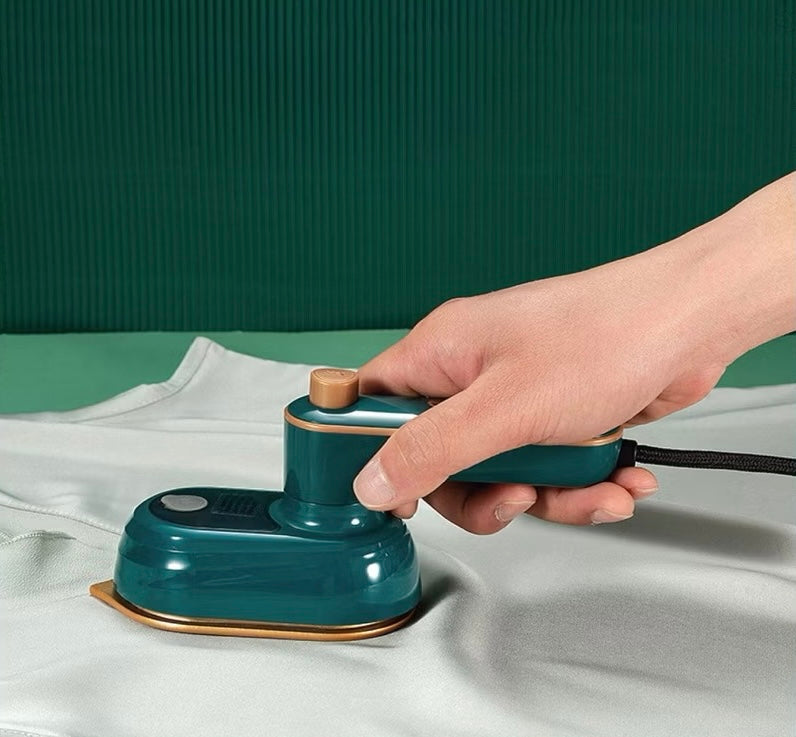 SteamMate™ - Mini Portable Iron